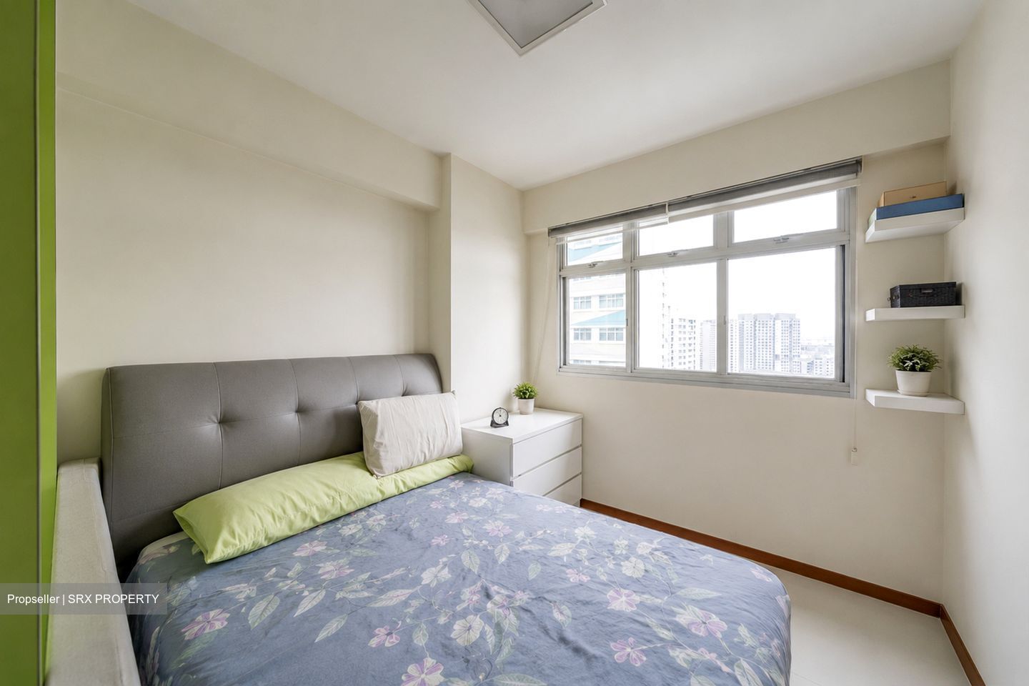 Sengkang West Way (Sengkang),  #568555981